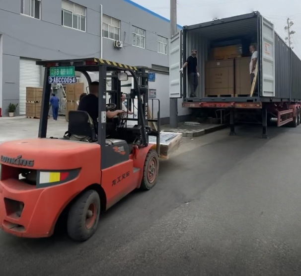 Derniers blogs de l'entreprise sur SUPER finalise l'expédition de conteneurs en vrac pour les armoires de sécurité industrielle